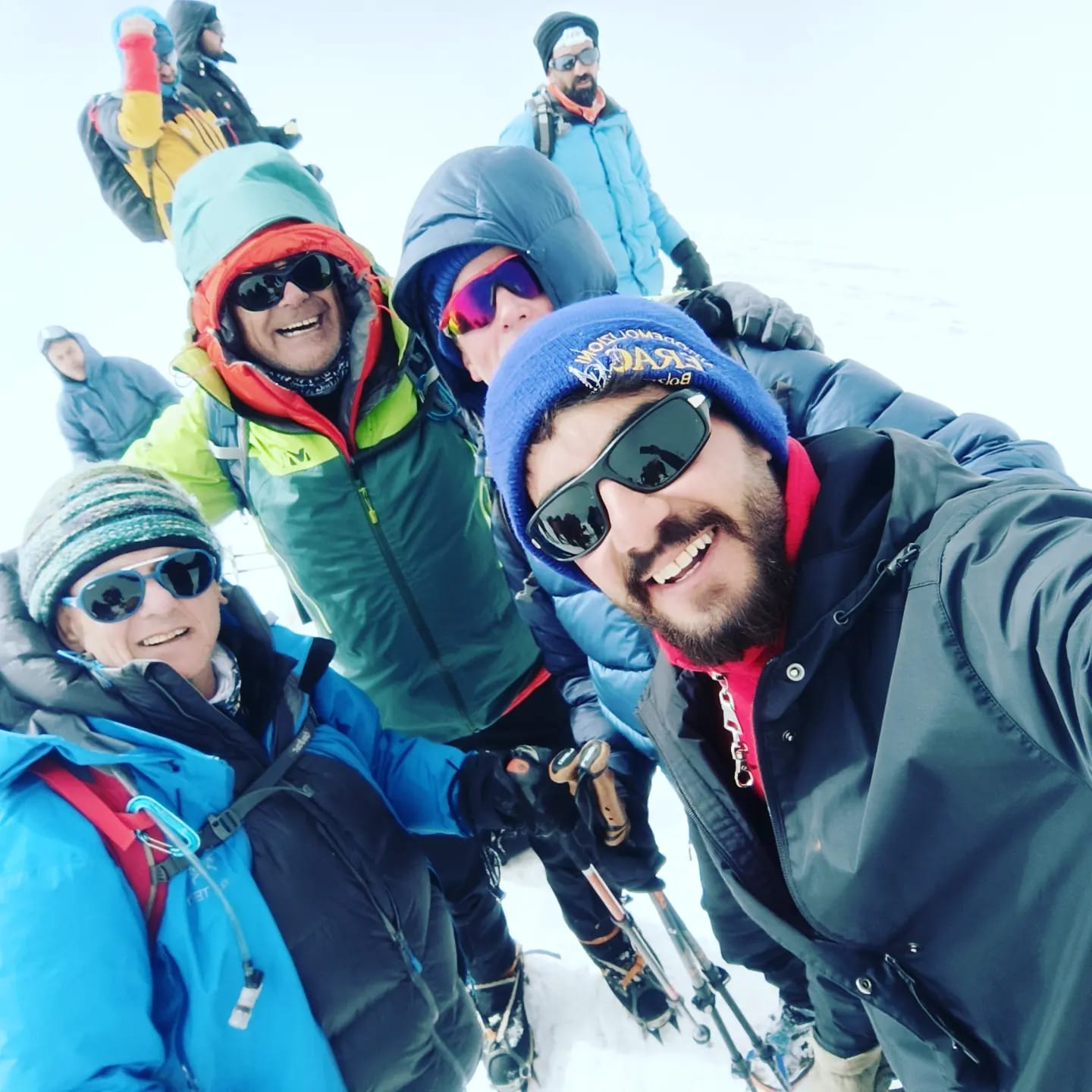 zirve-tutkusu (17) zirve-tutkusu (17)